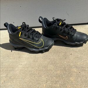 Nike Kids Sneakers Black with Yellow Accents